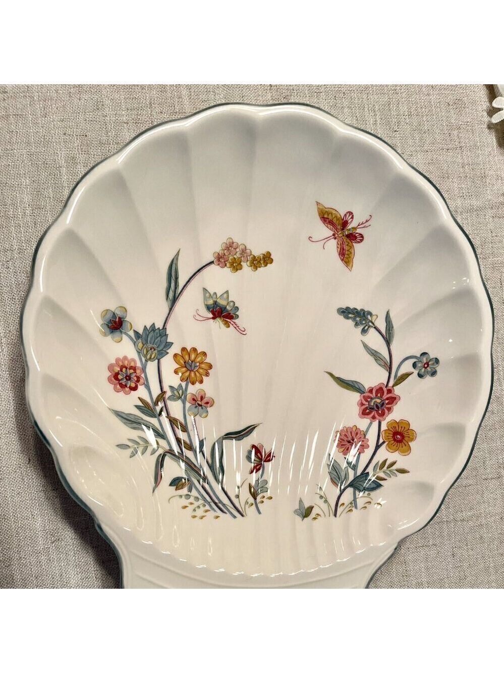 Jahuin by Andrea Vintage Ceramic Seashell Platter by Andrea - Picture 8 of 8